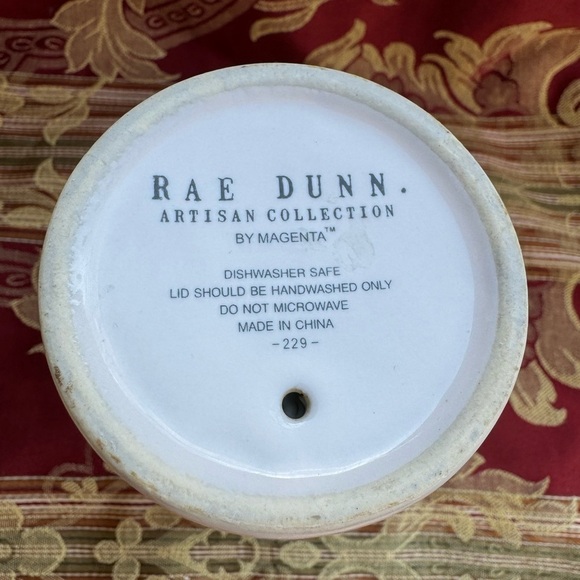 Rae Dunn "MOM" Tumbler without Lid - Picture 3 of 4